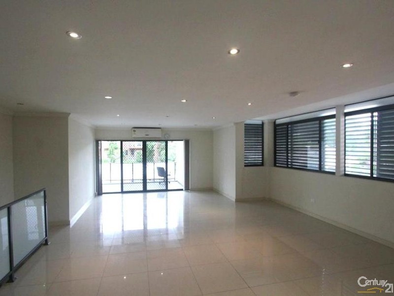 2/49-53 GRAY STREET, Kogarah NSW 2217