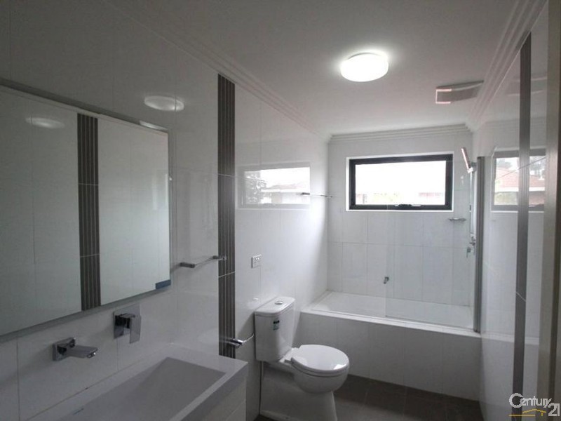 2/49-53 GRAY STREET, Kogarah NSW 2217