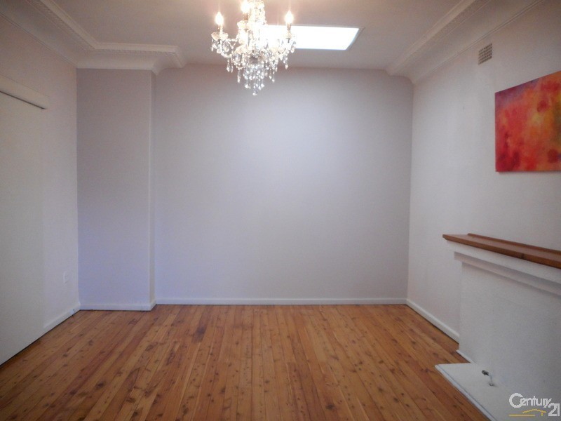 172 DORA STREET, Hurstville NSW 2220