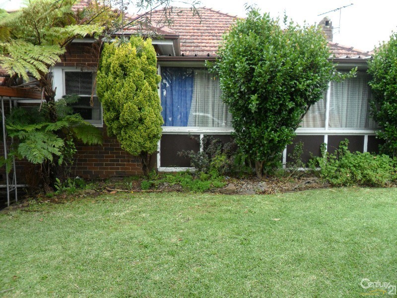 172 DORA STREET, Hurstville NSW 2220