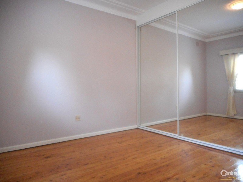 172 DORA STREET, Hurstville NSW 2220