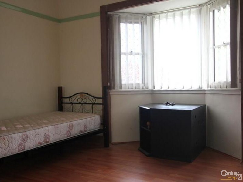 9 DEMAINE AVENUE, Bexley North NSW 2207