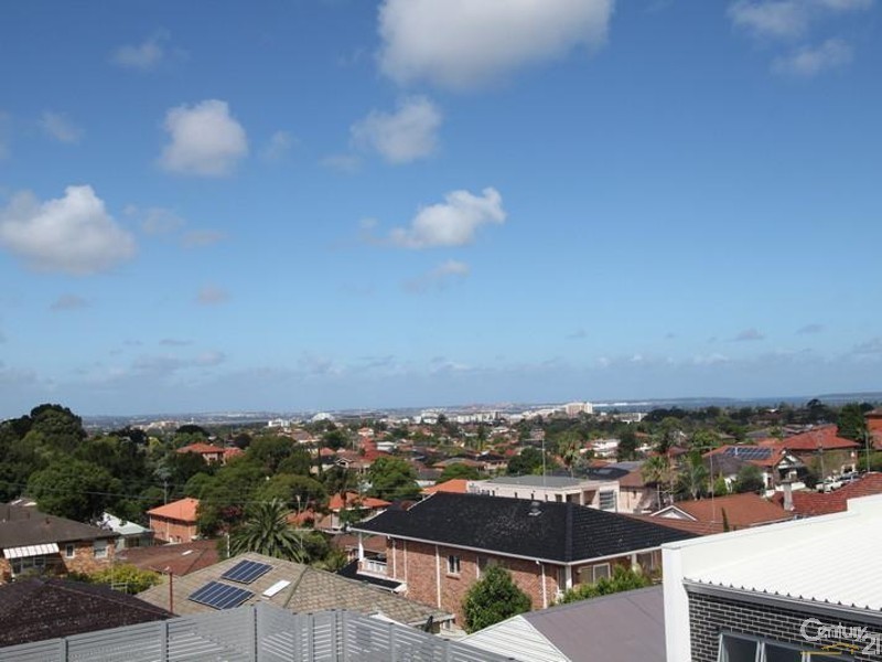 16/37-43 FOREST ROAD, Hurstville NSW 2220