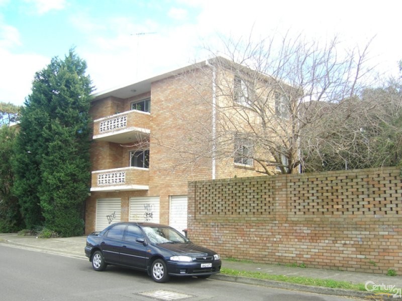 2/32 WOIDS AVENUE, Hurstville NSW 2220