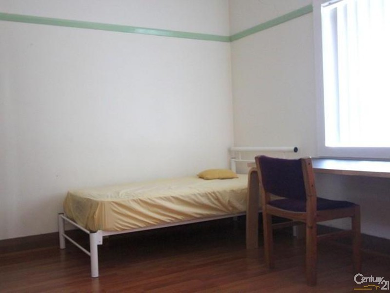 9 DEMAINE AVENUE, Bexley North NSW 2207