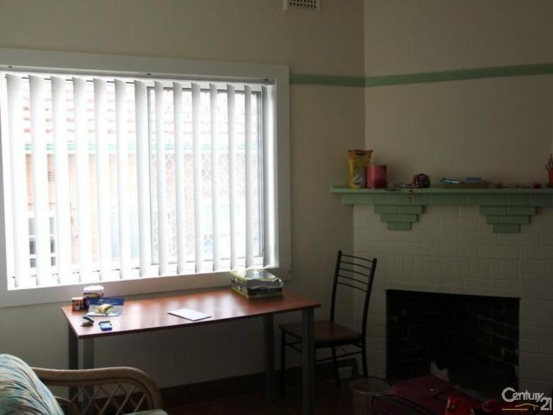 9 DEMAINE AVENUE, Bexley North NSW 2207