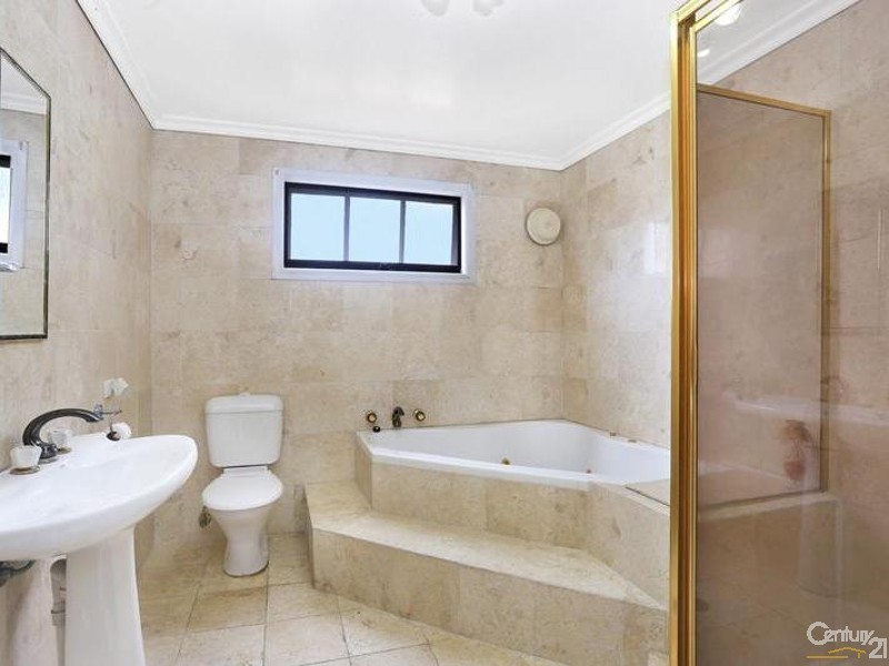 2a Edmund Street, Beverly Hills NSW 2209