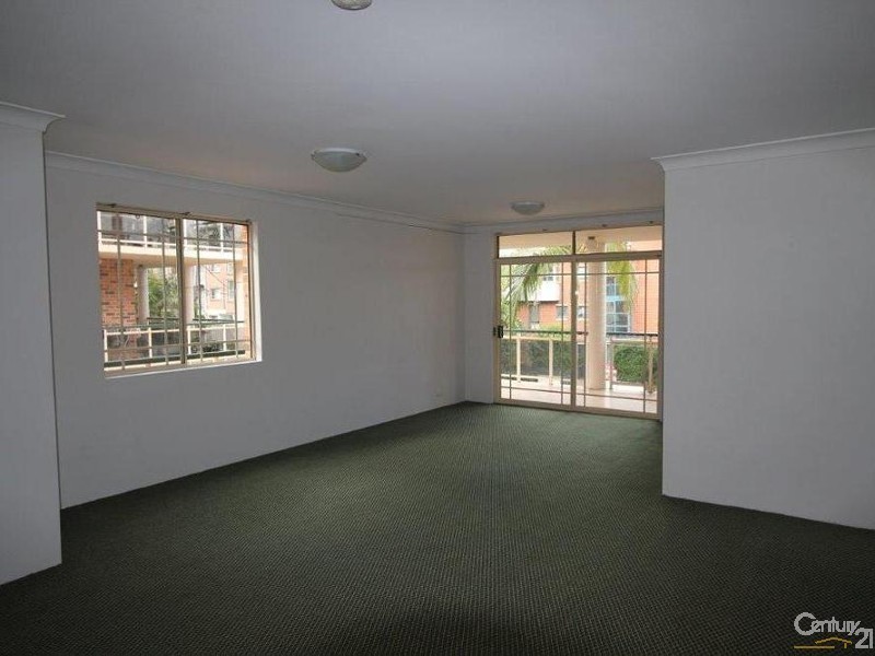 13/79-81 WONIORA ROAD, Hurstville NSW 2220