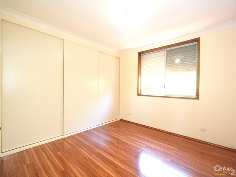 2/32 Clevedon Road, Hurstville NSW 2220