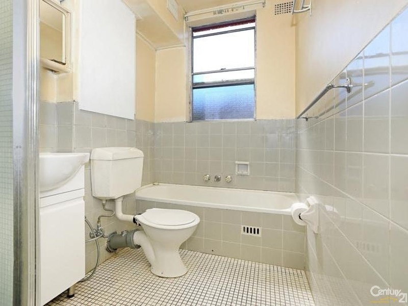 21/828 Canterbury Road, Roselands NSW 2196