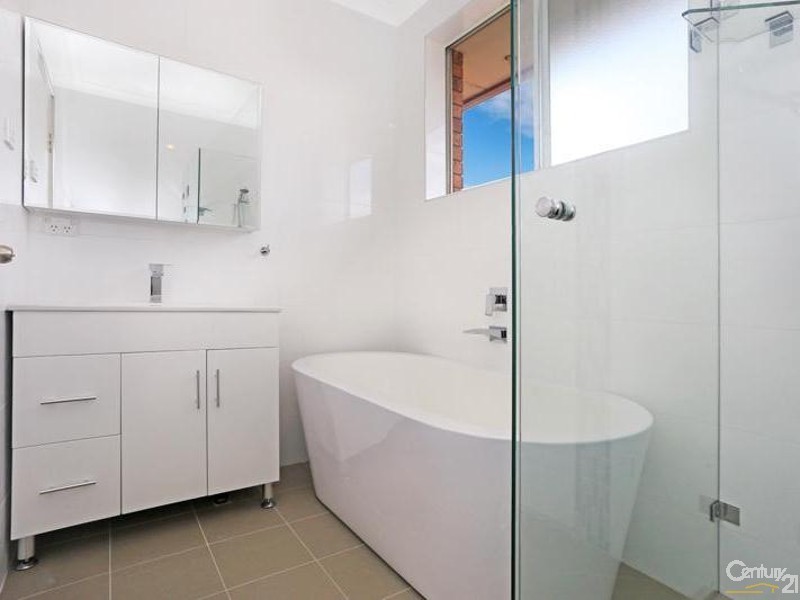 4/157 WONIORA ROAD, South Hurstville NSW 2221