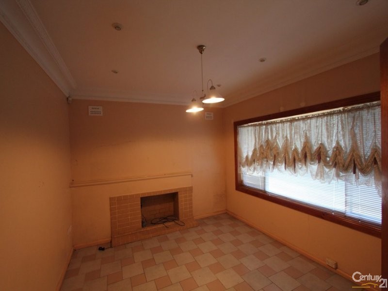 20 Thomas St, Hurstville NSW 2220