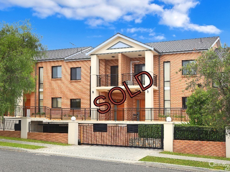 4/22 Paris Street, Carlton NSW 2218