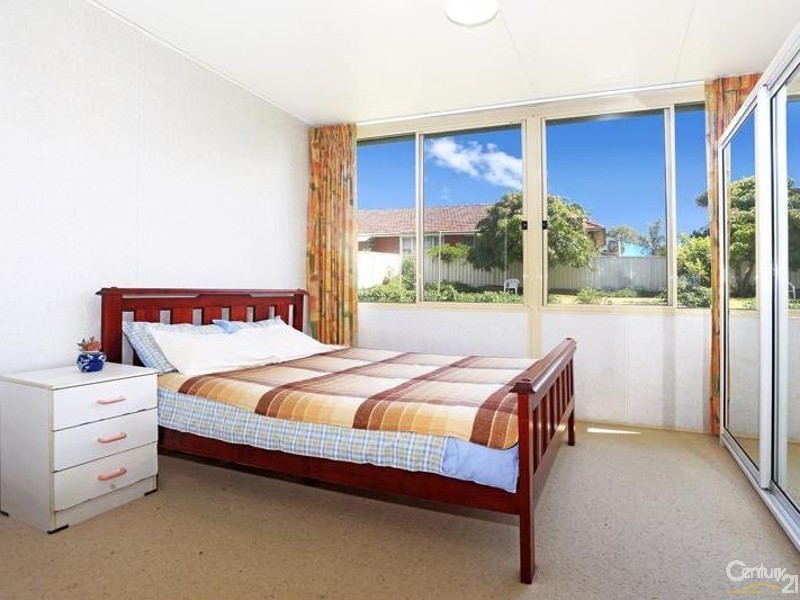 61 Smiths Avenue, Hurstville NSW 2220