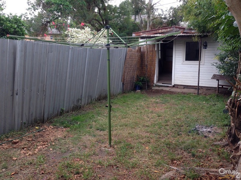 12A Botany Street, Carlton NSW 2218