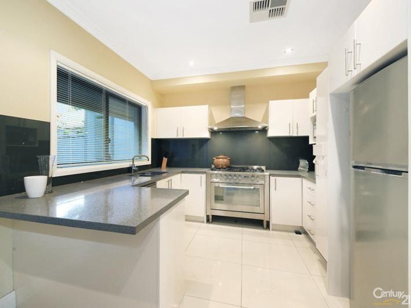 3a/177 Moorefields Road, Roselands NSW 2196