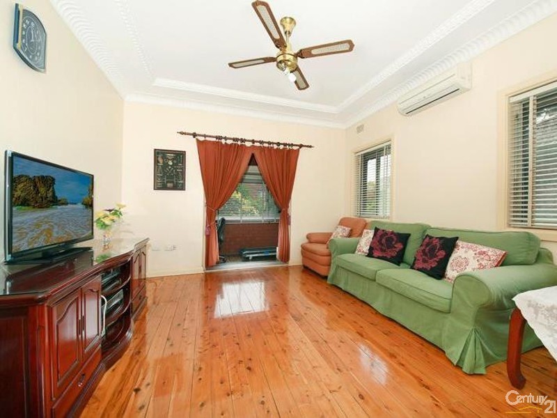 13 Warialda Street, Kogarah NSW 2217