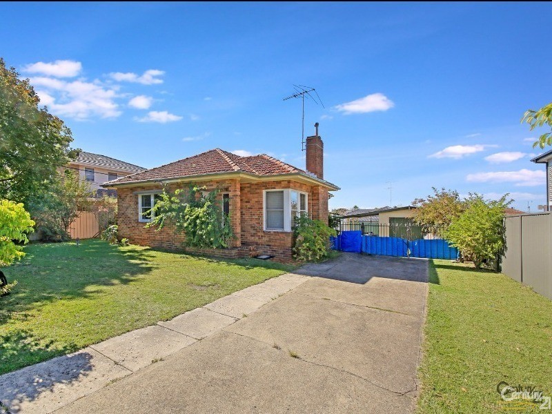 32 Roberts Street, Jannali NSW 2226