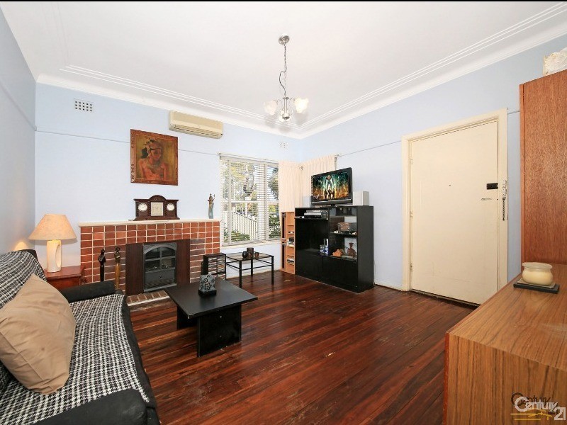 32 Roberts Street, Jannali NSW 2226