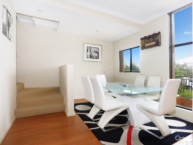 4/22 Paris Street, Carlton NSW 2218