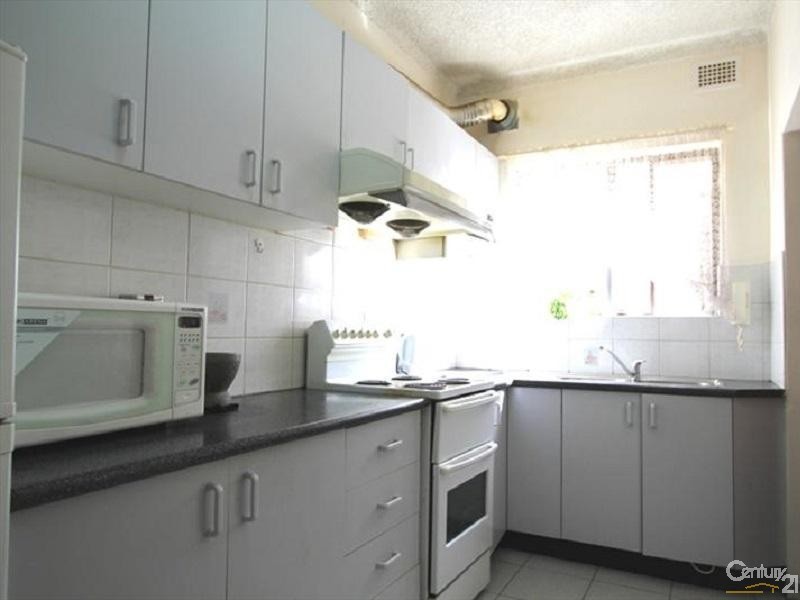 2/50 Warialda, Kogarah NSW 2217