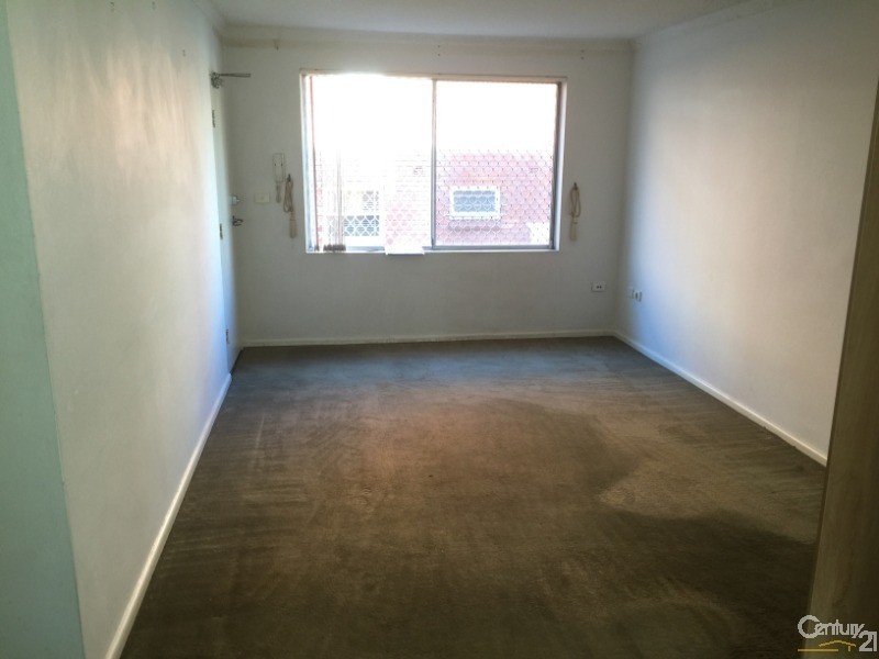 1/42 THE AVENUE, Hurstville NSW 2220