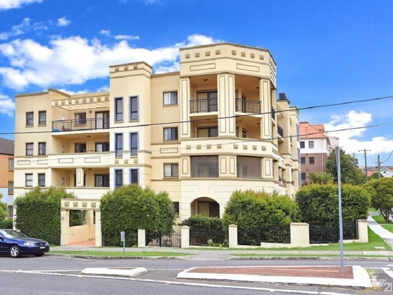 15/39-41 West Street, Hurstville NSW 2220