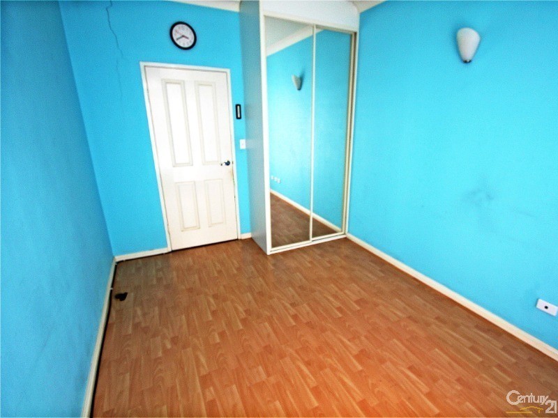 15 Barry Avenue, Mortdale NSW 2223