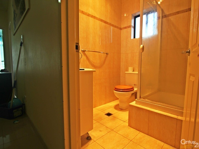 15 Barry Avenue, Mortdale NSW 2223