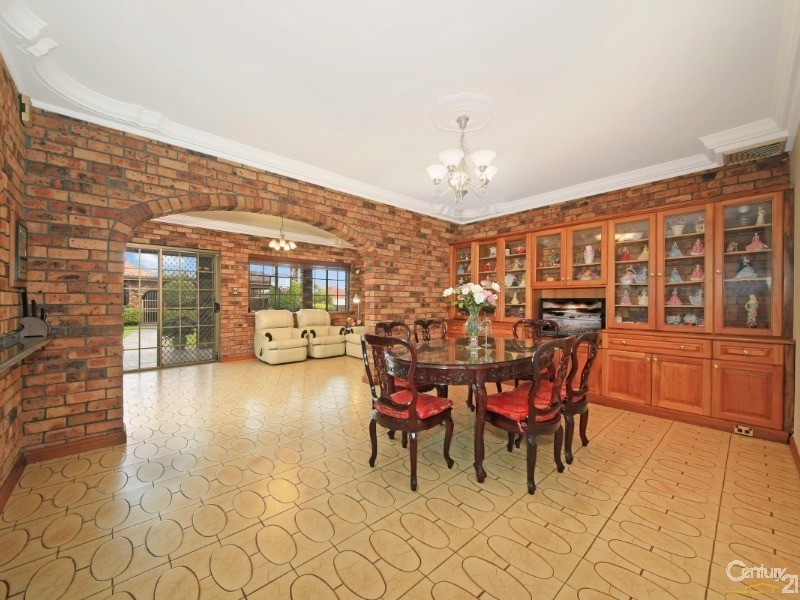 163 Carrington Ave, Hurstville NSW 2220