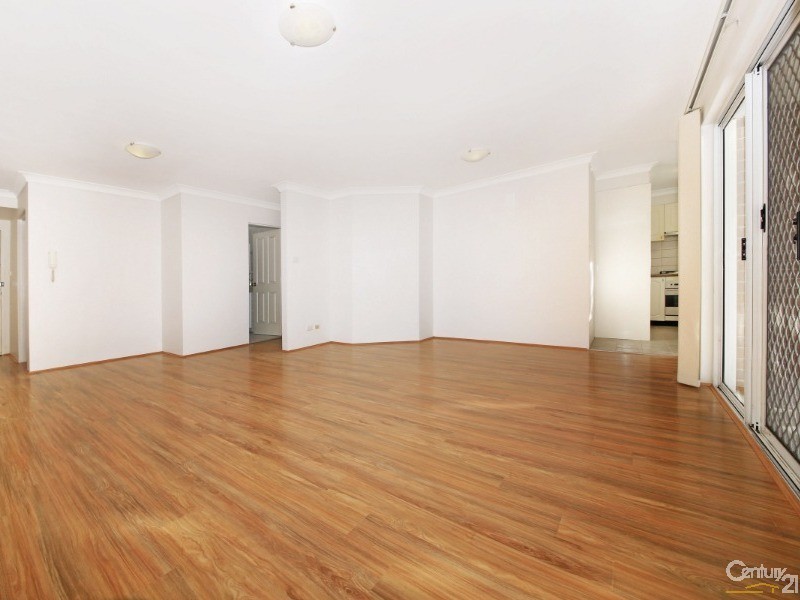 4/7-9 Dalcassia Street, Hurstville NSW 2220