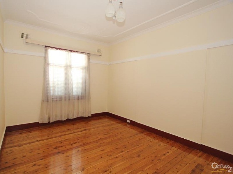 110 Hillcrest Avenue, Hurstville Grove NSW 2220