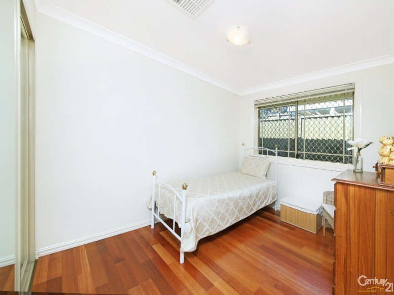 2/45 Boundary Road, Mortdale NSW 2223