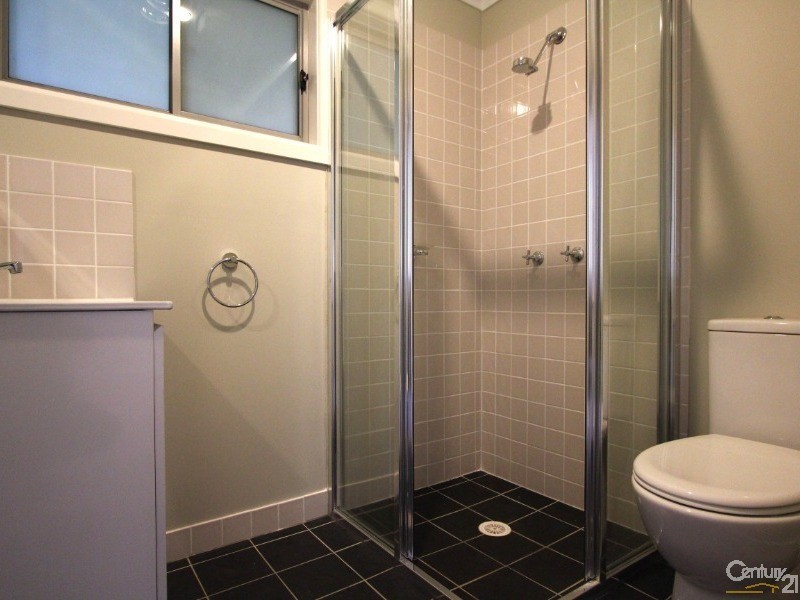 33 ARCADIA STREET, Penshurst NSW 2222