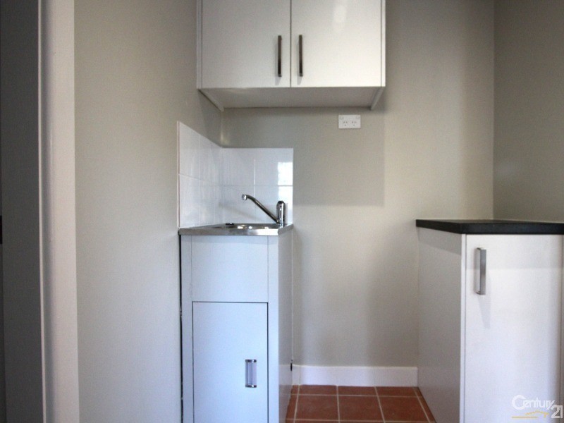 33 ARCADIA STREET, Penshurst NSW 2222