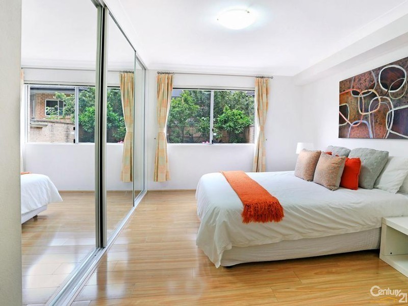 1 / 20-24  Dalcassia Street, Hurstville NSW 2220