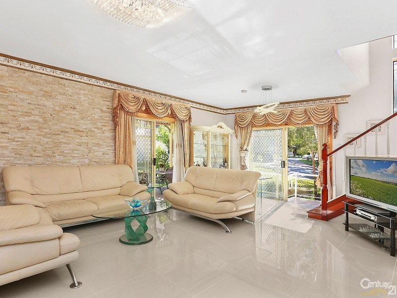 39 Thomas Street, Hurstville NSW 2220