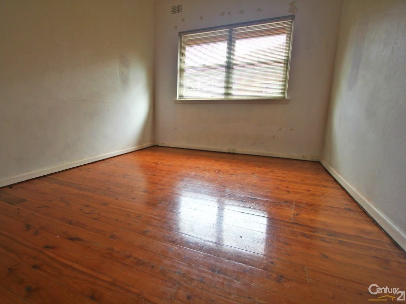 33 PANORAMA STREET, Penshurst NSW 2222