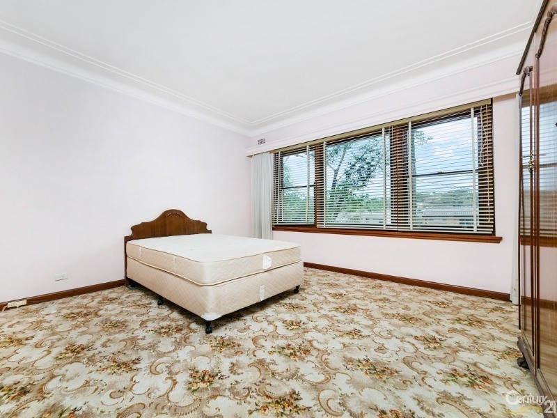 74 Queens Road, Connells Point NSW 2221