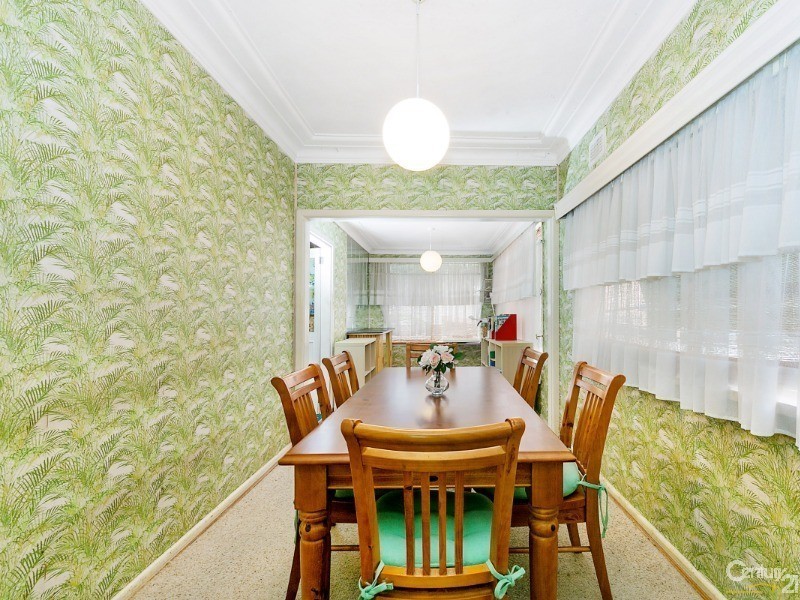 15 Lynwood Street, Blakehurst NSW 2221