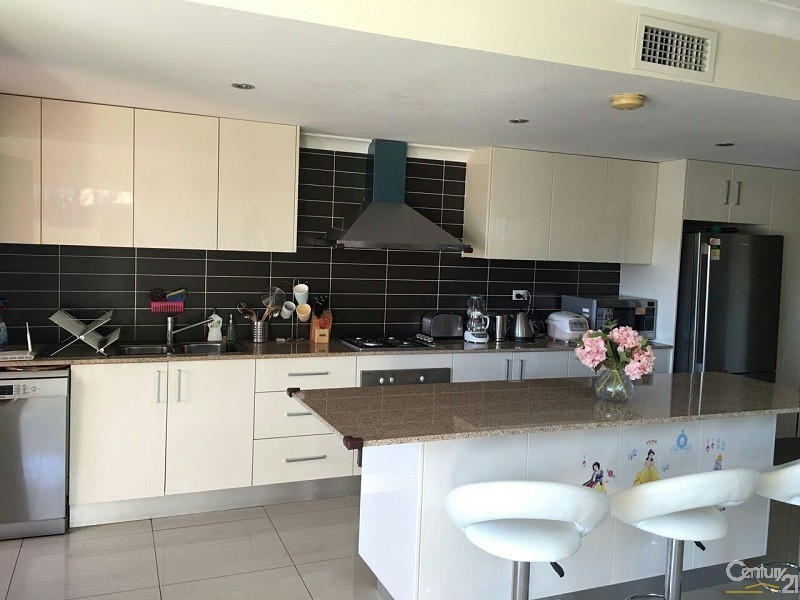 2/110 George Street, Hurstville NSW 2220