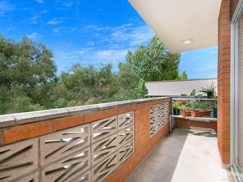 3/15 Gloucester Road, Hurstville NSW 2220