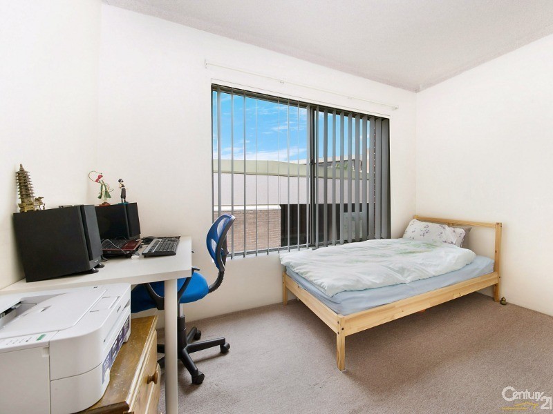 3/15 Gloucester Road, Hurstville NSW 2220
