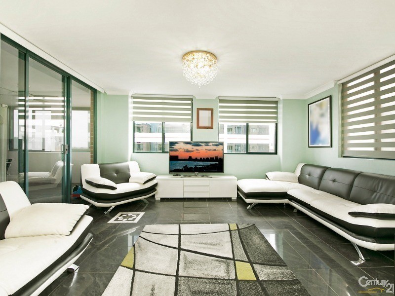 13/2-8 Bridge Street, Hurstville NSW 2220