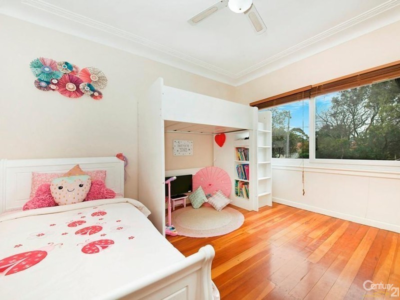 11 Martin Street, Roselands NSW 2196