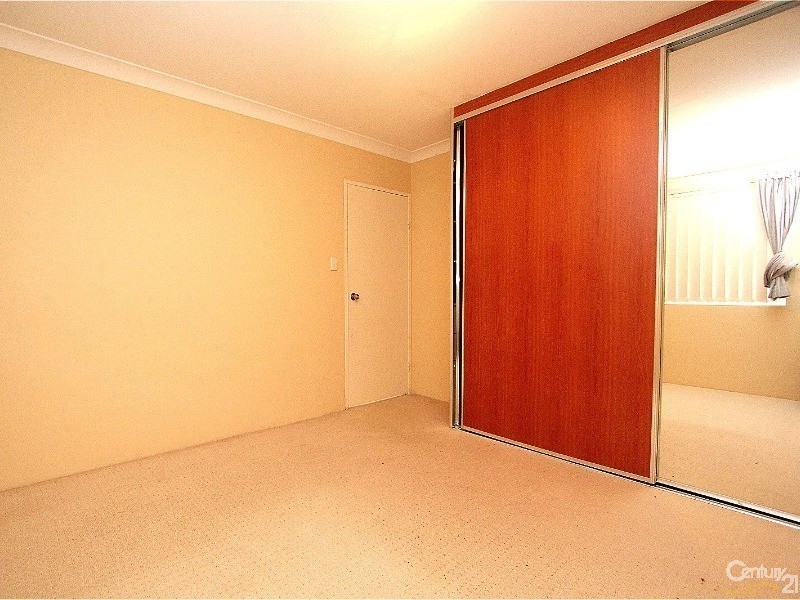 4/30 Sixth Avenue, Campsie NSW 2194