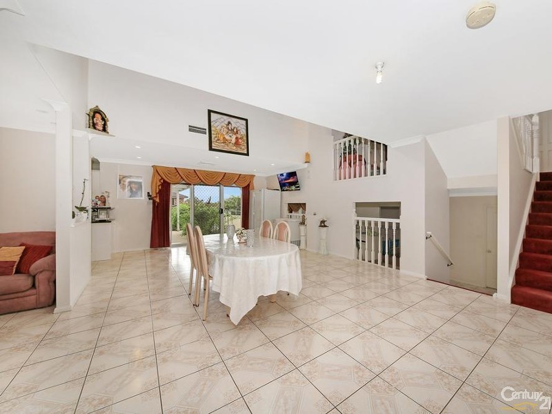 90 Glenfield Road, Casula NSW 2170