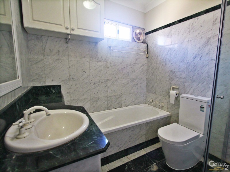 18/39 THE AVENUE, Hurstville NSW 2220