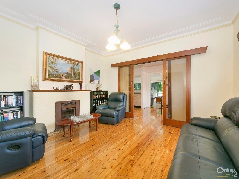 238 Stoney Creek Road, Beverly Hills NSW 2209