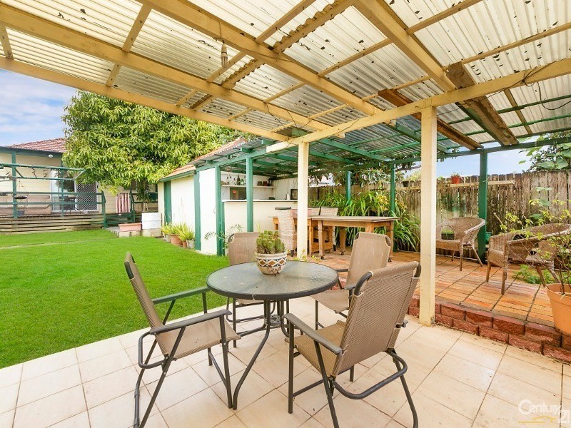 238 Stoney Creek Road, Beverly Hills NSW 2209